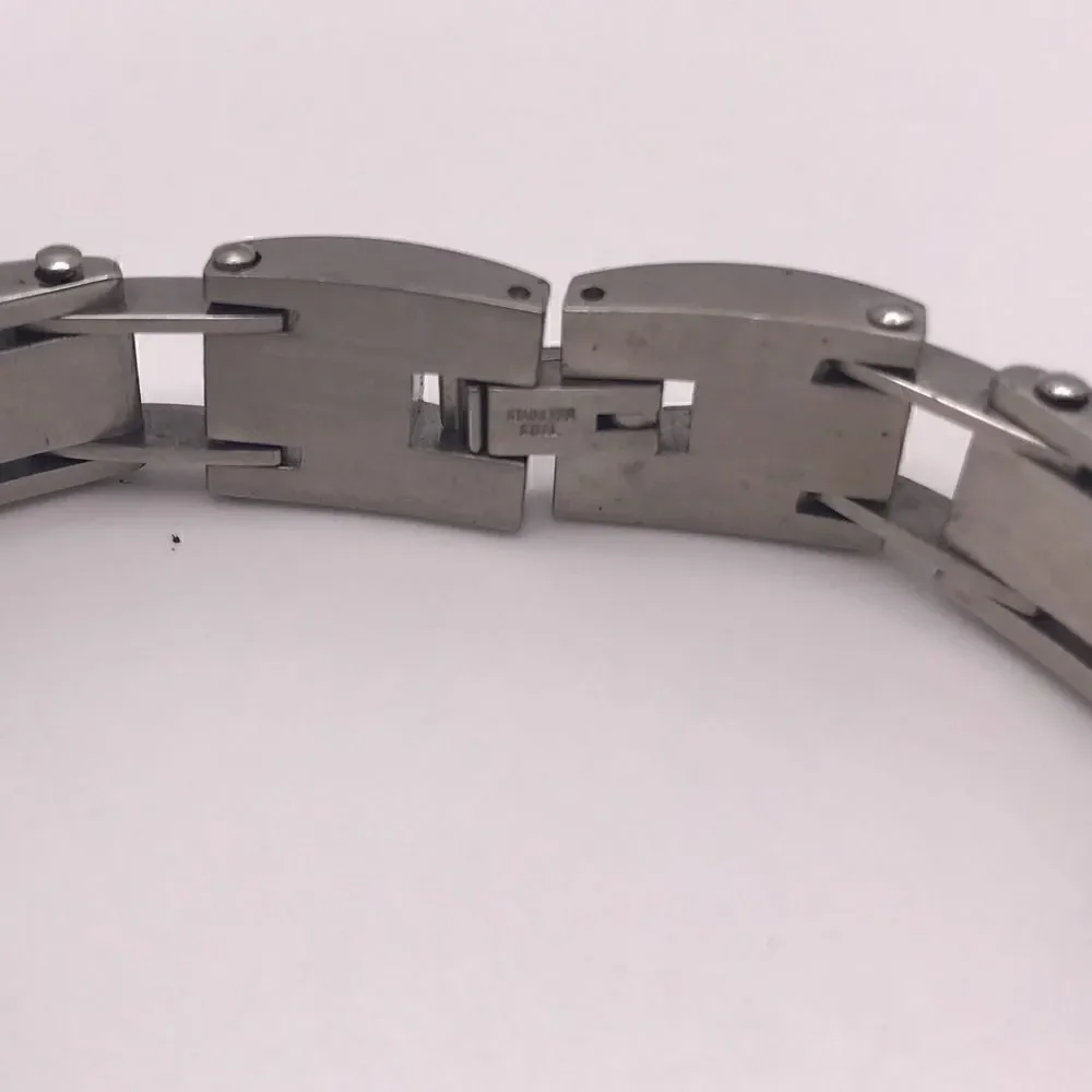 STAINLESS STEEL CHAINLINK BRACELET